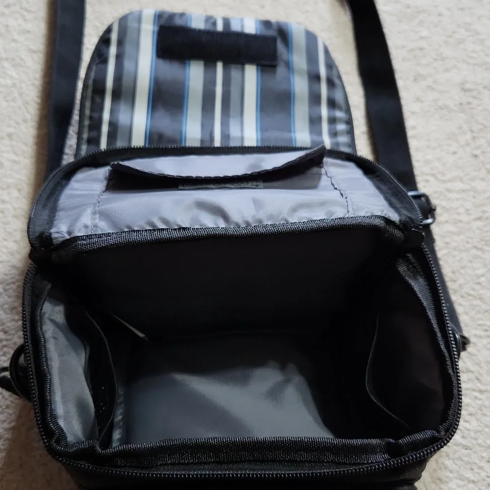 Eddie Bauer Go Pro , Camera, Camcorder or Travel Bag with Padded Shoulde…